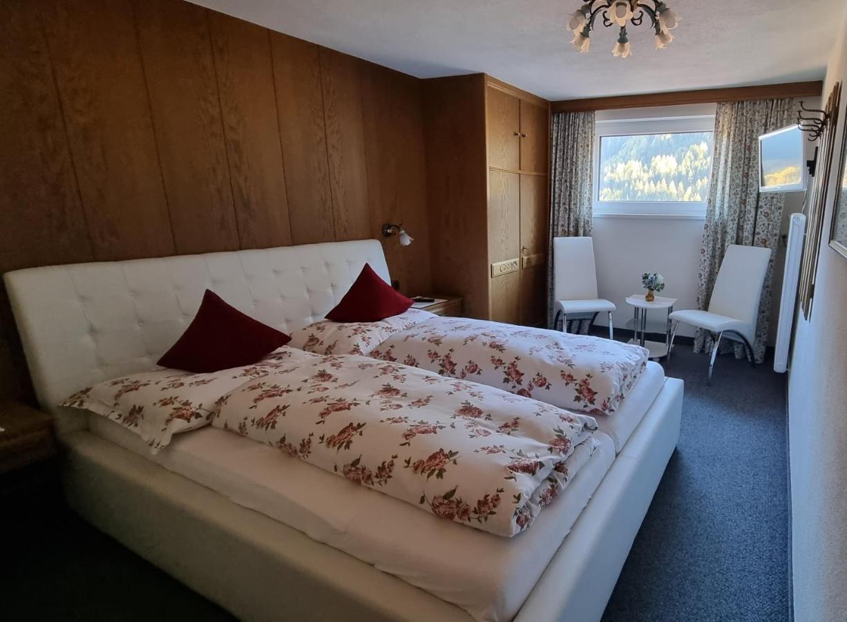Hotel Garni Friedheim Санкт Антон ам Арлберг Екстериор снимка