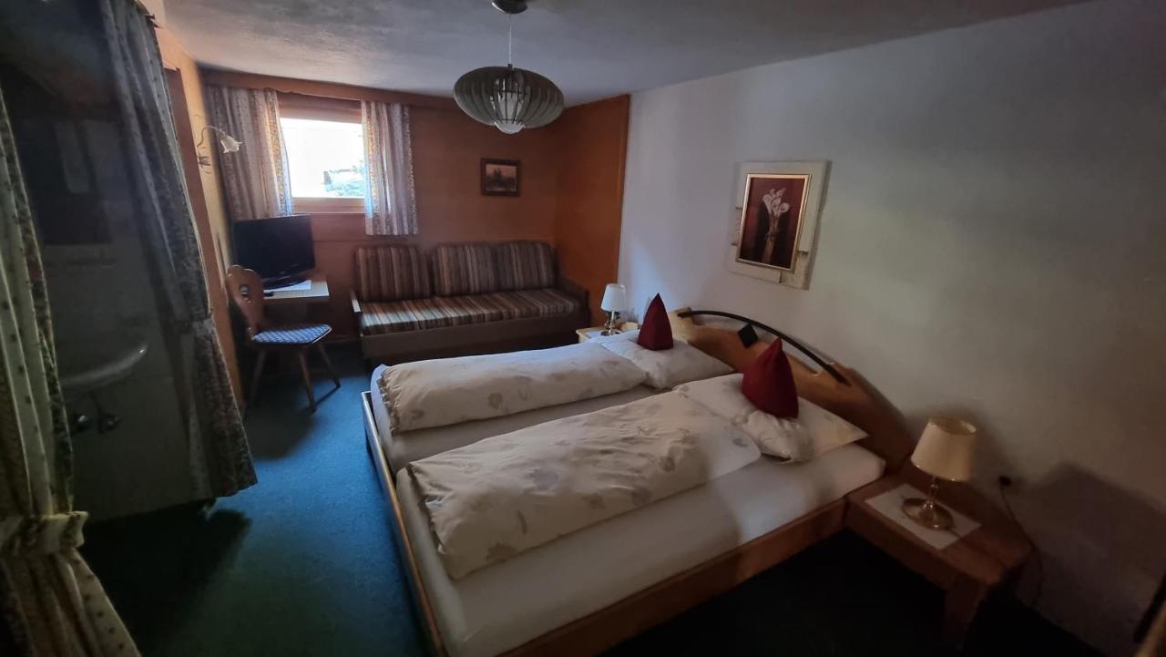 Hotel Garni Friedheim Санкт Антон ам Арлберг Екстериор снимка