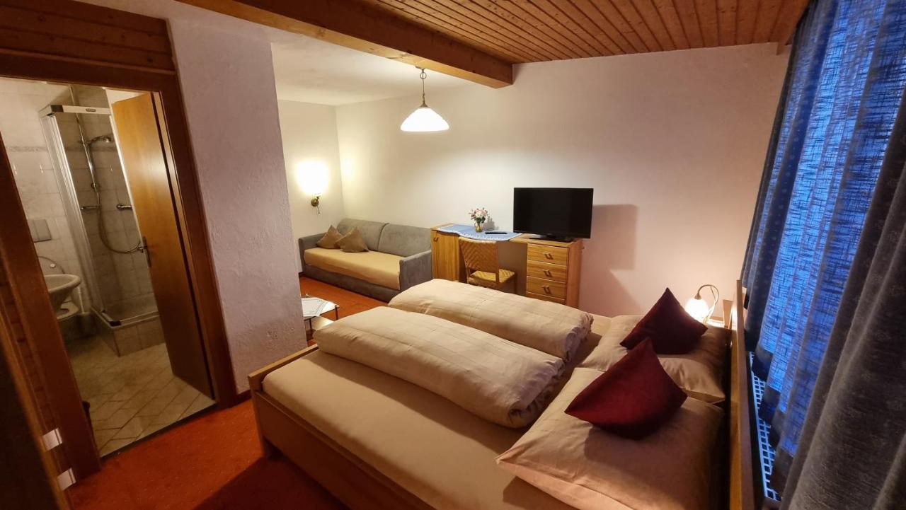 Hotel Garni Friedheim Санкт Антон ам Арлберг Екстериор снимка