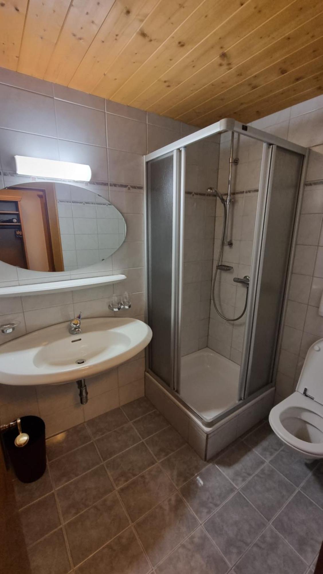 Hotel Garni Friedheim Санкт Антон ам Арлберг Стая снимка