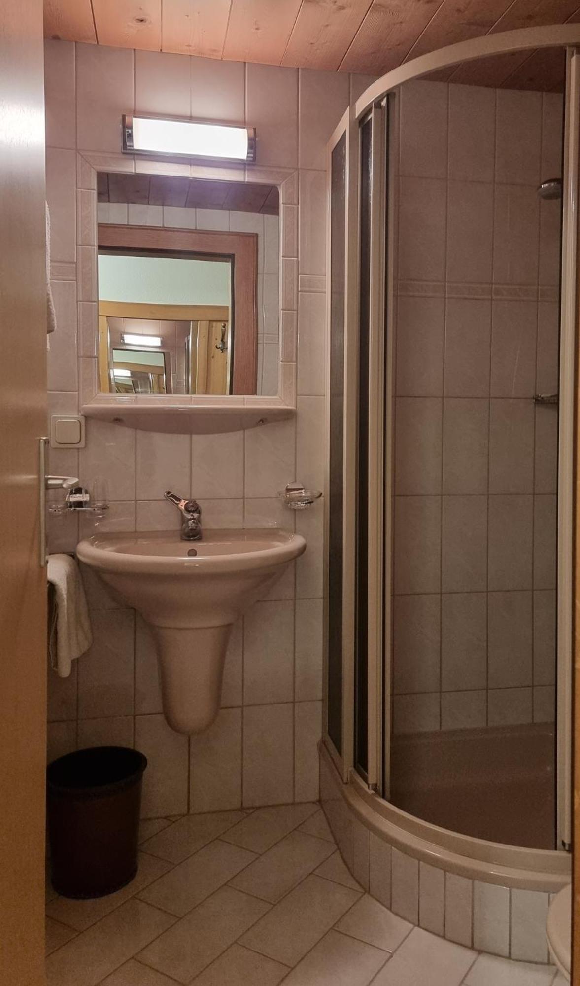Hotel Garni Friedheim Санкт Антон ам Арлберг Стая снимка