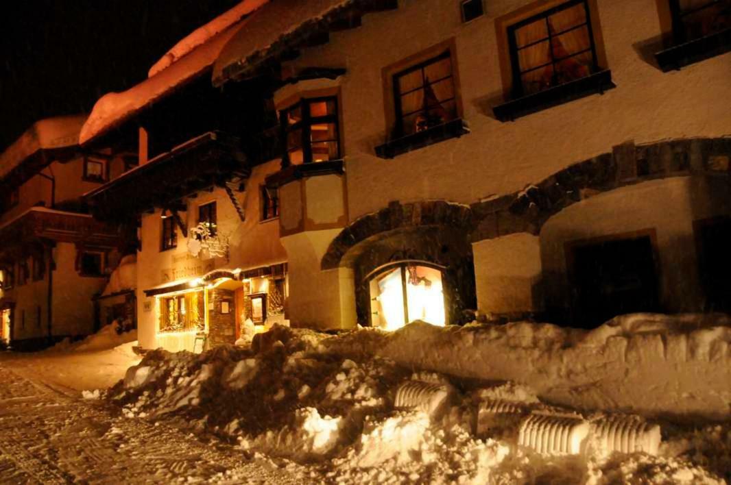 Hotel Garni Friedheim Санкт Антон ам Арлберг Екстериор снимка